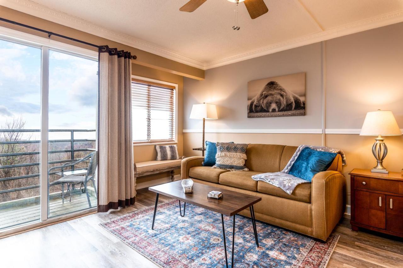 Sky High Views!!-Peak Mountaintop-Outdoor Pool-Close To Downtown-Private Balcony-Wifi-Cable Гатлинбург Экстерьер фото