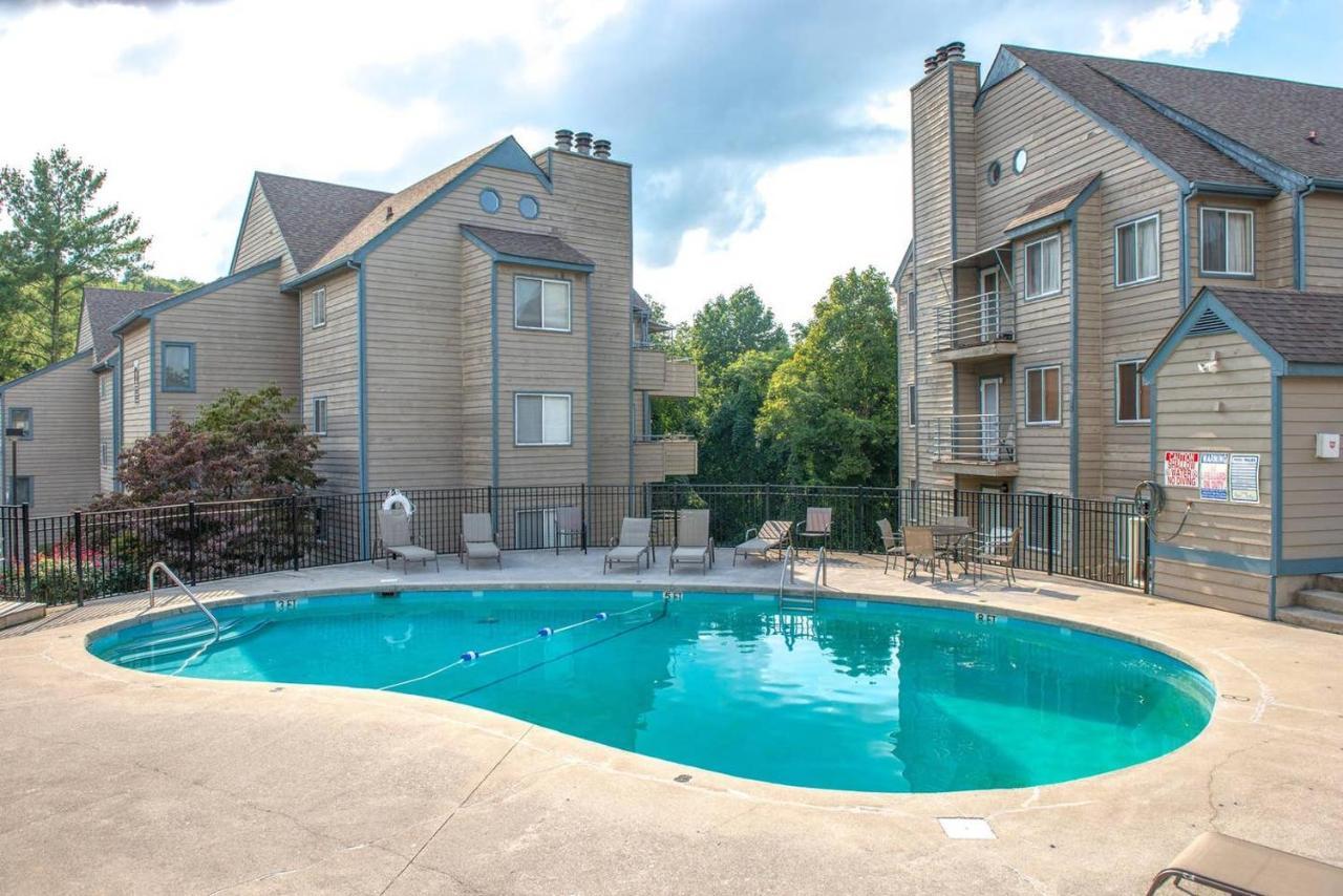 Sky High Views!!-Peak Mountaintop-Outdoor Pool-Close To Downtown-Private Balcony-Wifi-Cable Гатлинбург Экстерьер фото